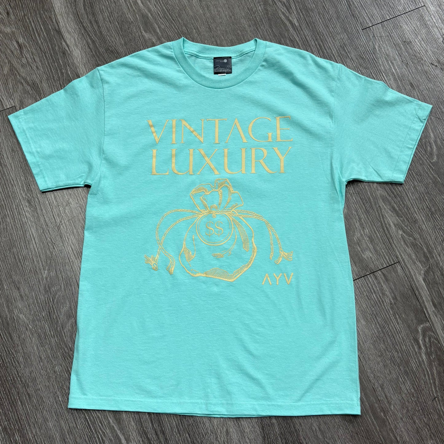 Vintage Luxury - Bag Tee