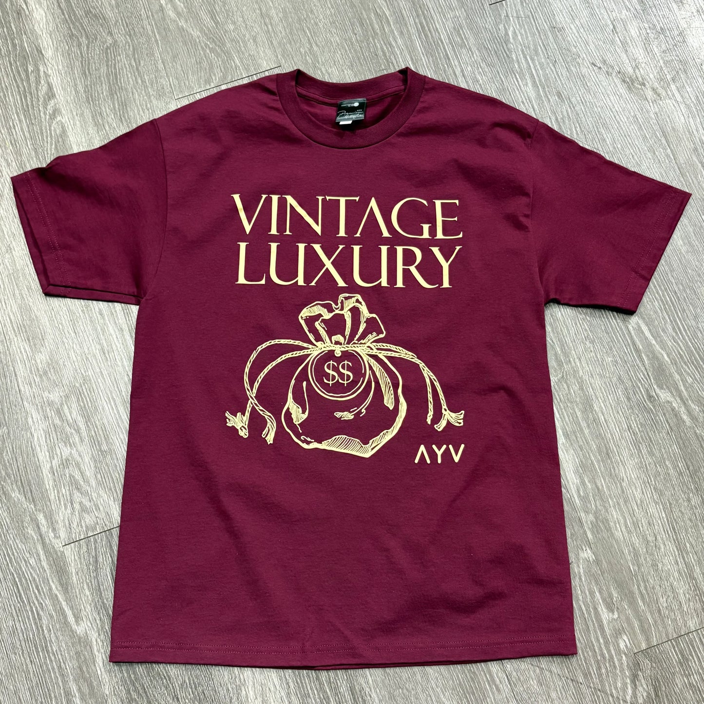 Vintage Luxury - Bag Tee